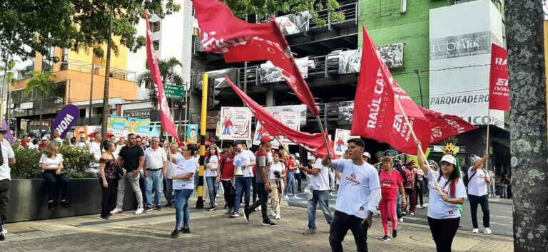 LA CONVENCIÓN ROJA