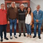 La Junta Directiva de La Sociedad de Mejoras Públicas de Envigado, tuvo el agrado de visitar al Alcalde Raúl E. Cardona
