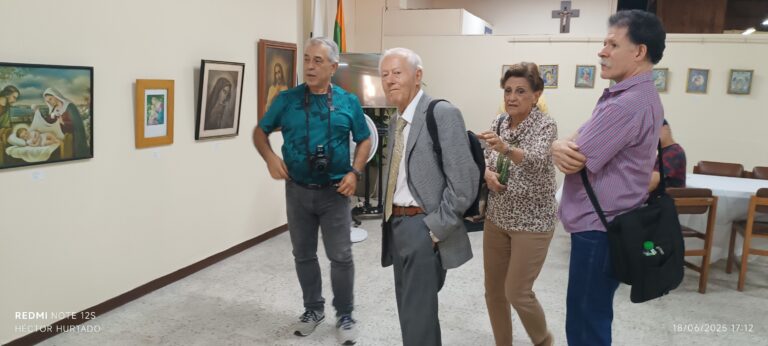 Exposición de arte religioso en la Biblioteca Pública José Félix de Restrepo